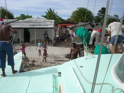 thumb_oct05_to_Panama_091.jpg