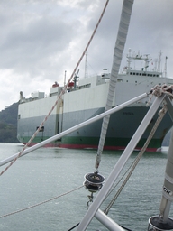thumb_oct05_to_Panama_211.jpg
