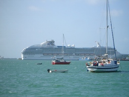 thumb_oct05_to_Panama_214.jpg