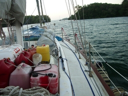 thumb_oct05_to_Panama_222.jpg