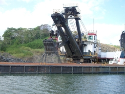 thumb_oct05_to_Panama_231.jpg