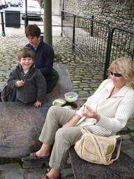 thumb_Image002.JPG