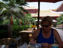 thumb_0806Dubai_018.jpg