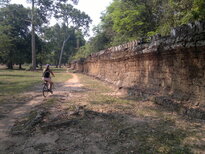 thumb_200320112049.jpg