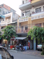 thumb_2011-Camera_204.jpg