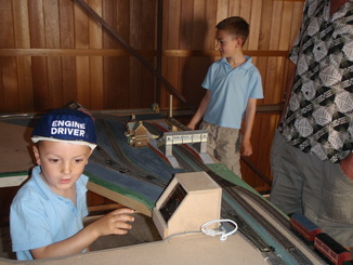 thumb_Tobypartynarelle_008.jpg
