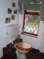 thumb_Frensham_Wales_and_rooms_058.jpg